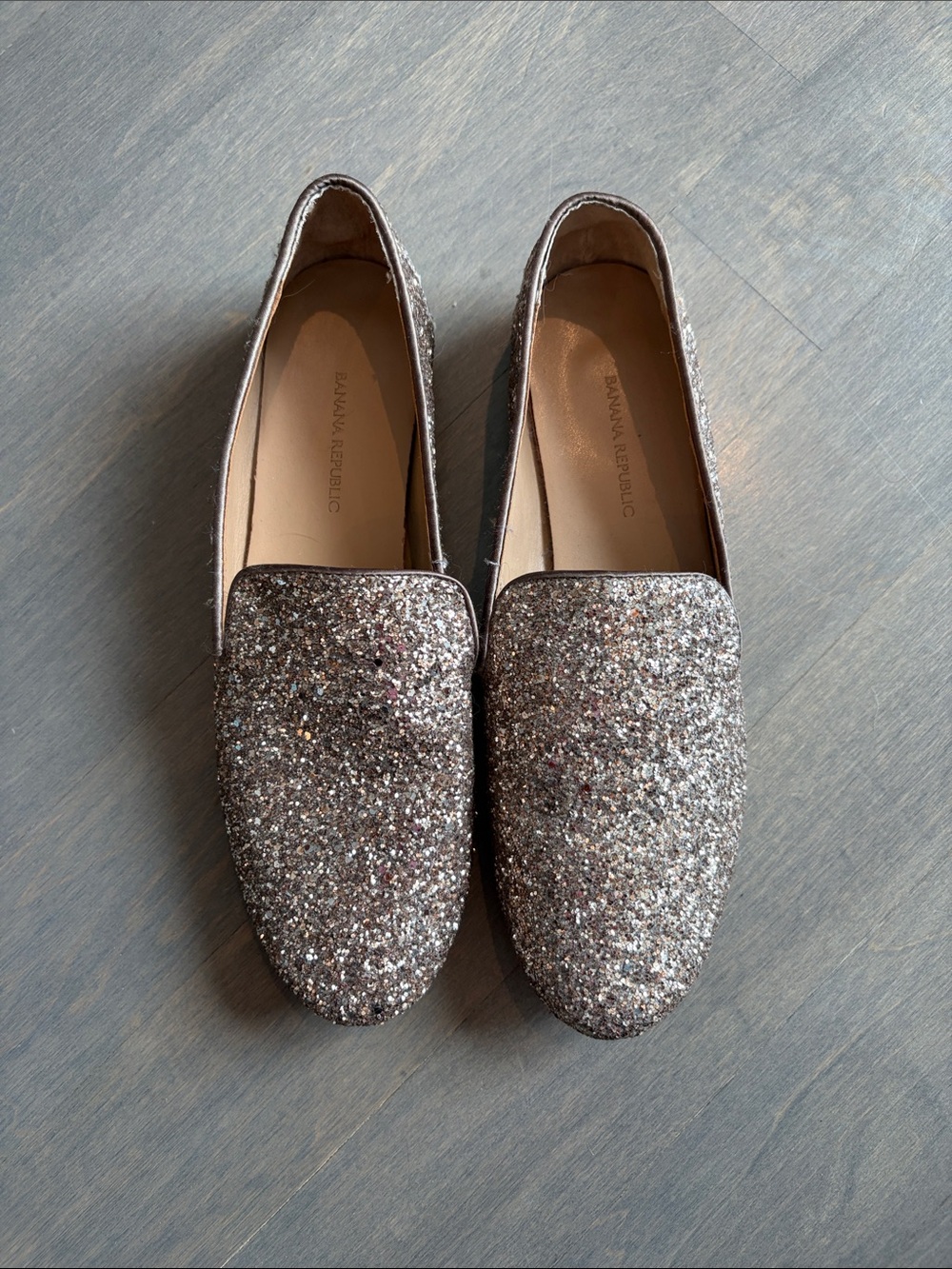 Banana Republic Glitter Loafers in Rose Metallic
